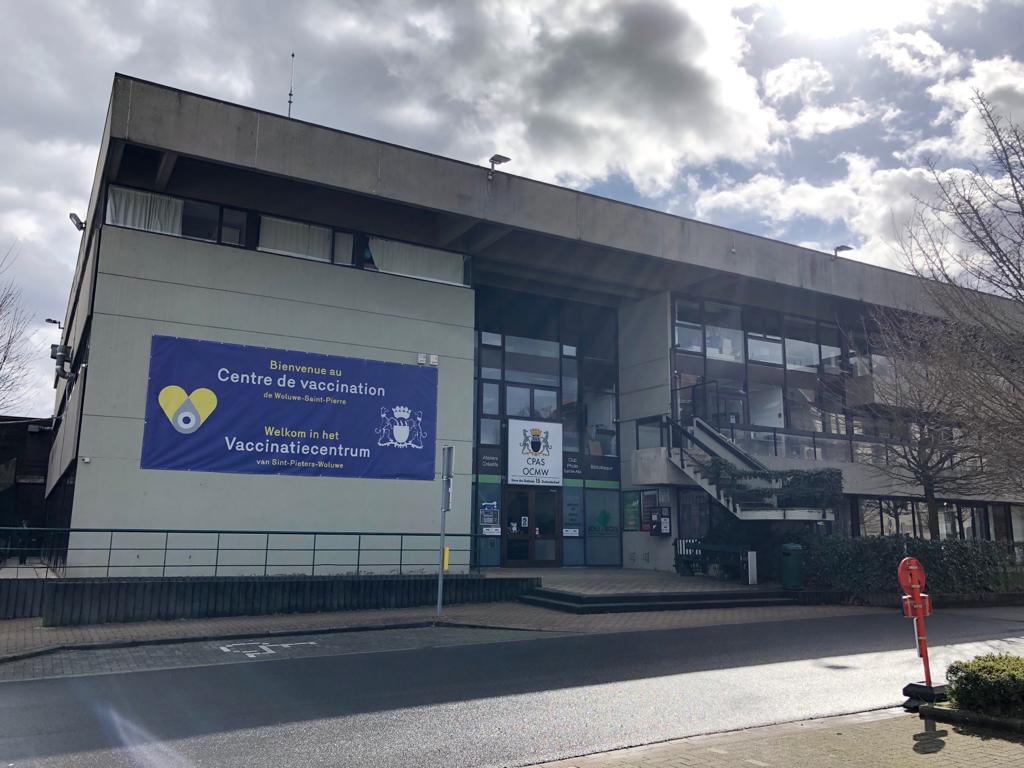 centre_vaccination_facade